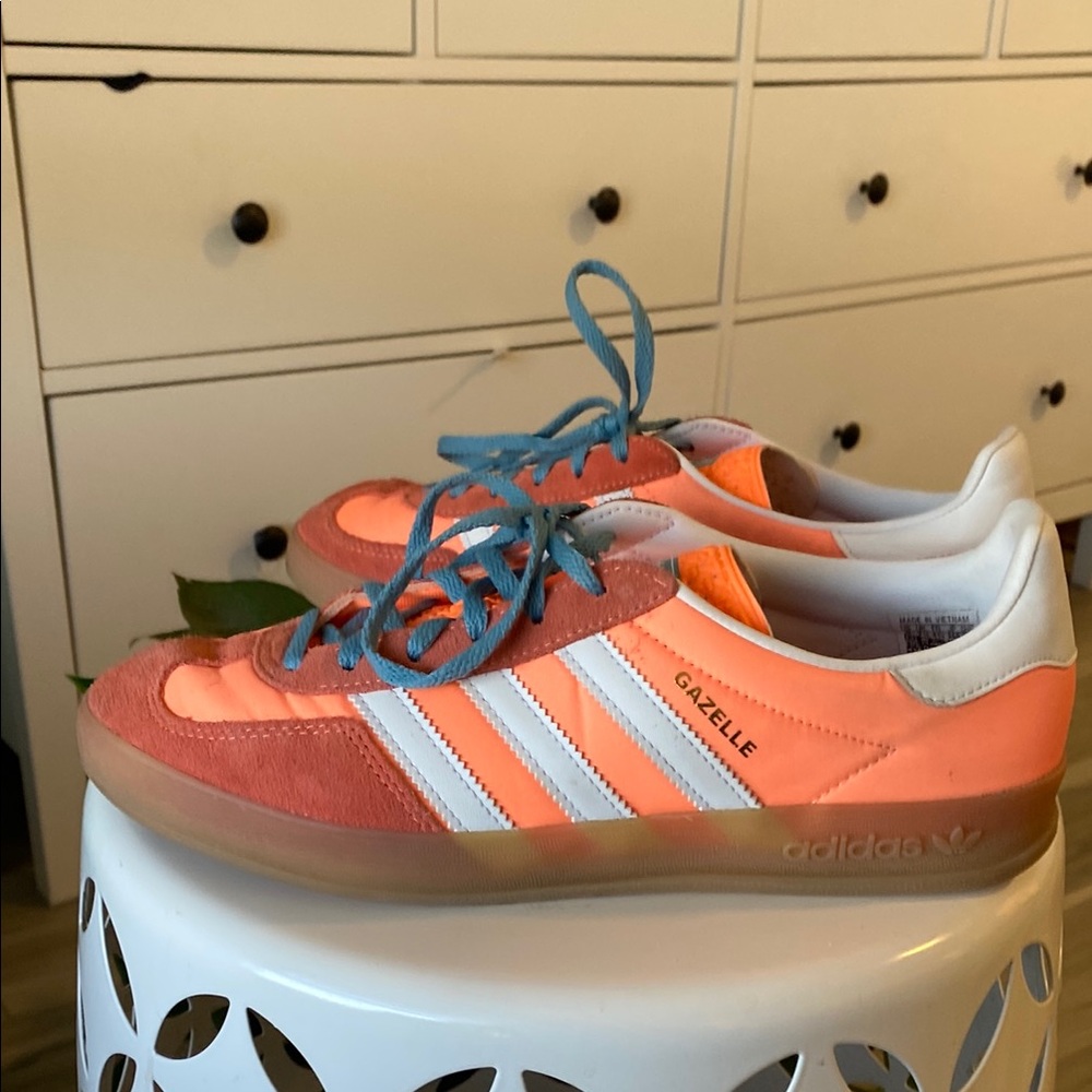 Adidas Gazelle Coral and White Shoes